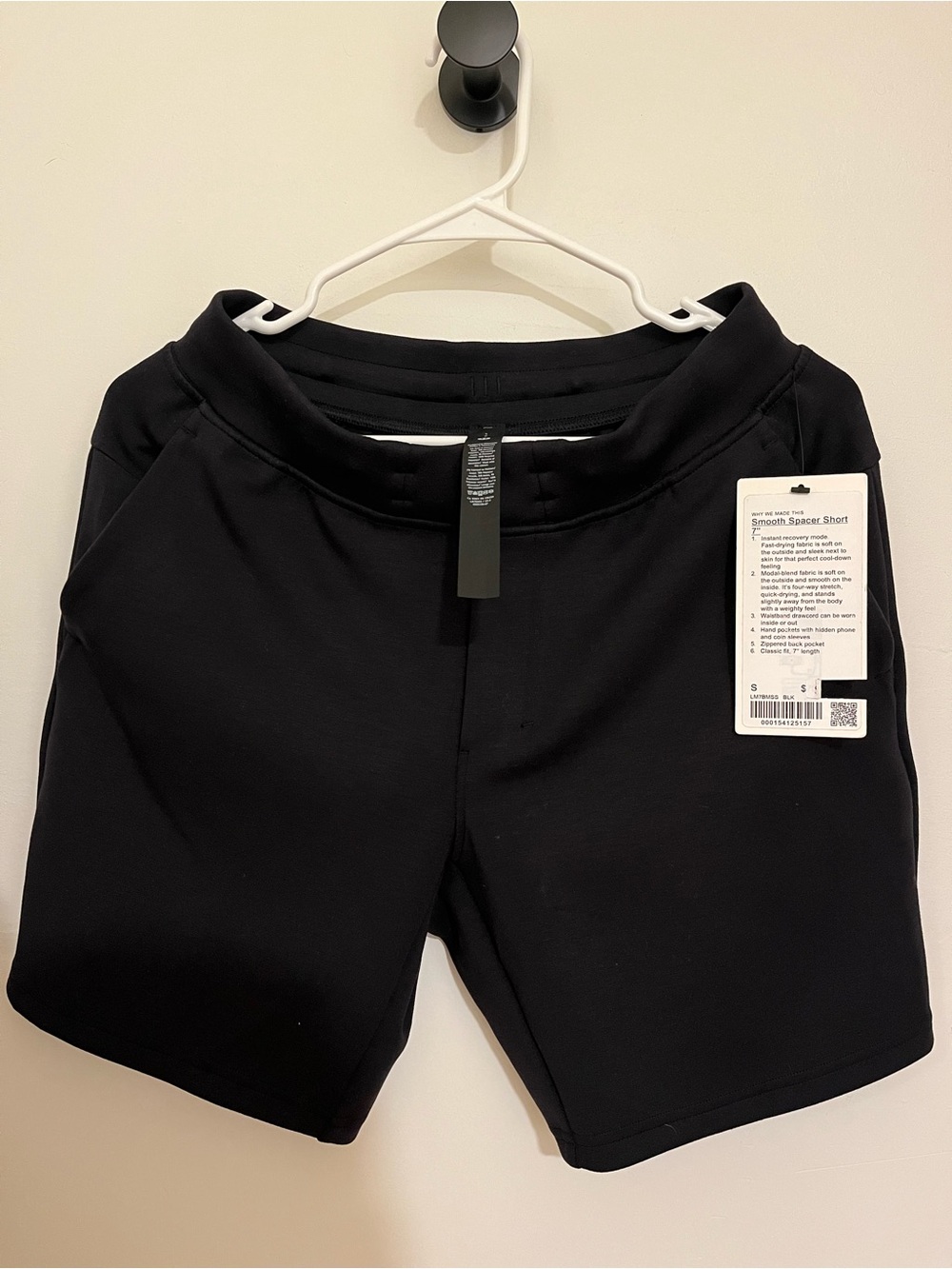 NWT Lululemon Smooth Spacer Short 7” Black - Picture 2 of 6